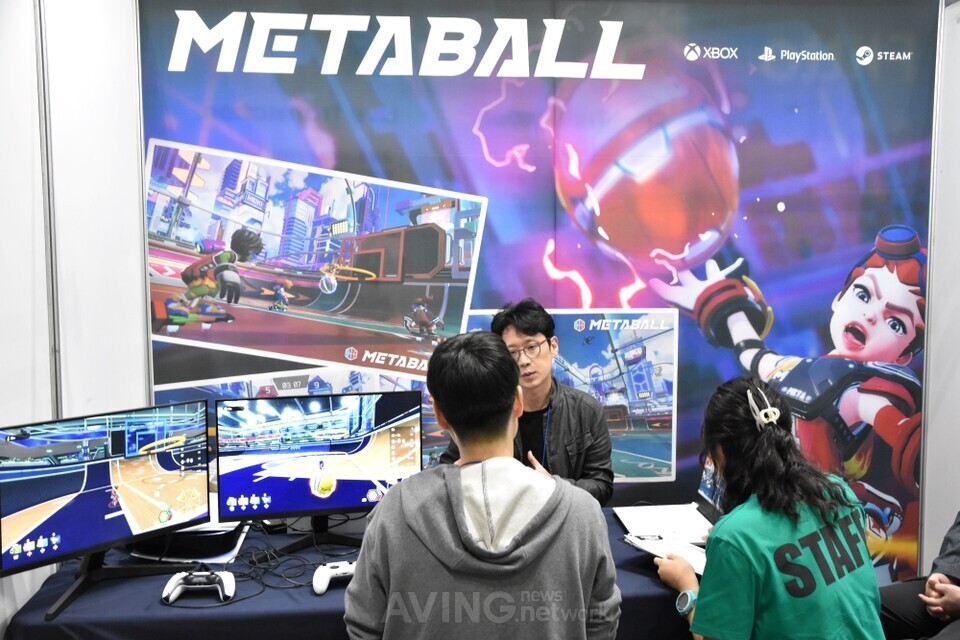 ‘메타볼’ 게임을 소개하는 버킷플레이 부스 모습 | 촬영 – 에이빙뉴스